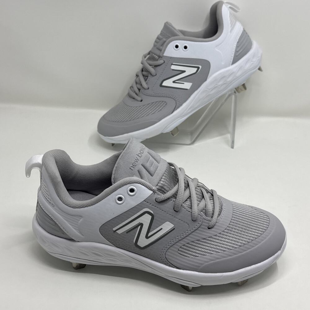 New Balance Women's Fresh Foam X Velo V3 Metal Softball Shoe, Grey/White, 7.5